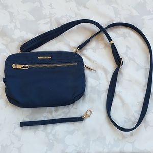 Travelon Convertible Crossbody/Clutch Purse